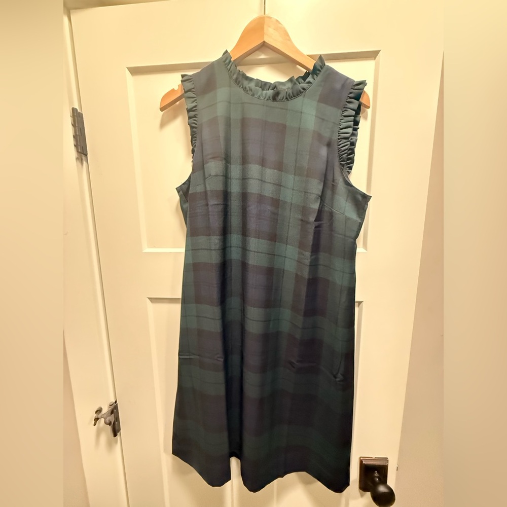 Sleeveless Plaid Dress - Green and Black